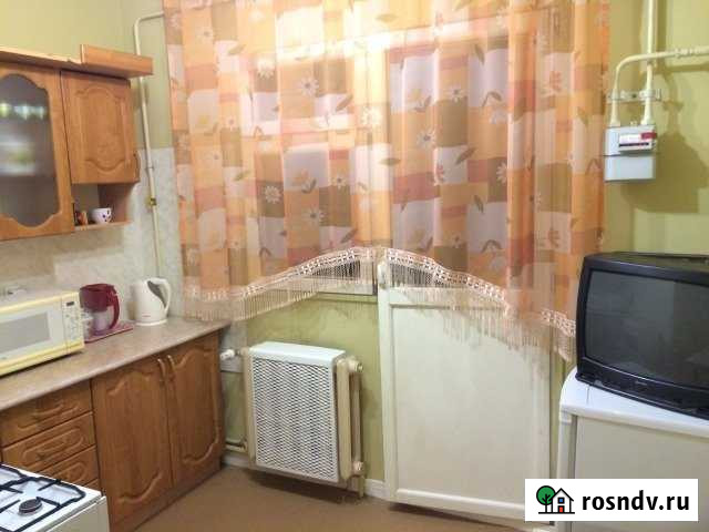 1-комнатная квартира, 38 м², 3/6 эт. в аренду посуточно в Салехарде Салехард - изображение 1