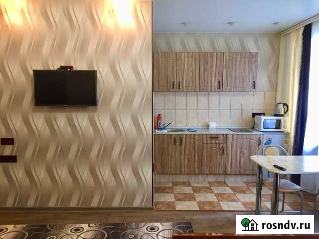 1-комнатная квартира, 33 м², 2/5 эт. в аренду посуточно в Междуреченске Кемеровской области Междуреченск - изображение 1