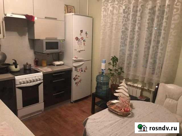 3-комнатная квартира, 81 м², 10/17 эт. в аренду на длительный срок в Курске Курск - изображение 1