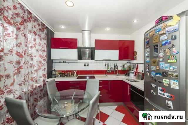 3-комнатная квартира, 60 м², 6/9 эт. в аренду на длительный срок в Новосибирске Новосибирск - изображение 1