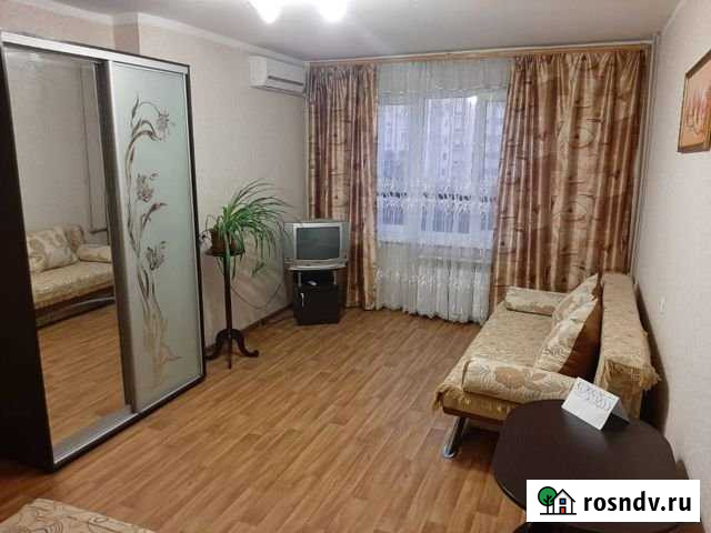 1-комнатная квартира, 42 м², 4/9 эт. в аренду посуточно в Севастополе Севастополь - изображение 1