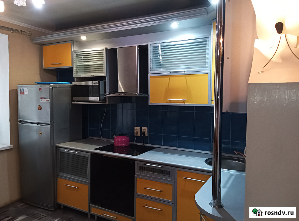 3-комнатная квартира, 72 м², 1/14 эт. в аренду посуточно в Таганроге Таганрог - изображение 1