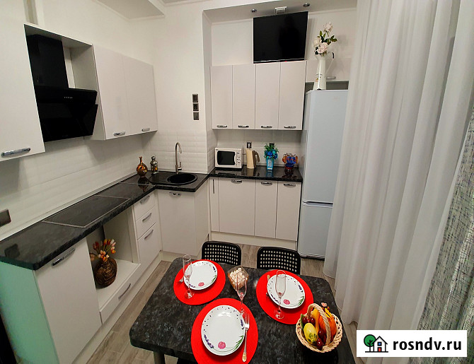 2-комнатная квартира, 65 м², 3/10 эт. в аренду посуточно в Ставрополе Ставрополь - изображение 1