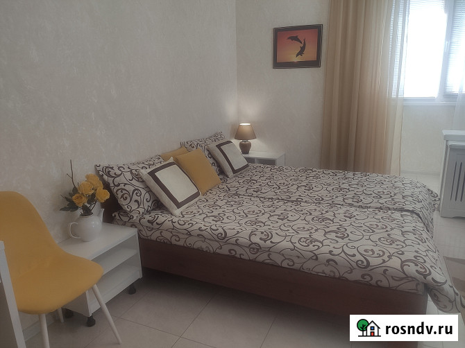 1-комнатная квартира, 45 м², 7/9 эт. в аренду посуточно в Севастополе Севастополь - изображение 1