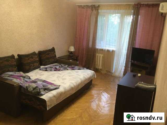 2-комнатная квартира, 55 м², 2/5 эт. в аренду посуточно в Феодосии Феодосия - изображение 1