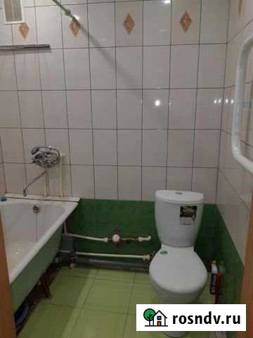 1-комнатная квартира, 35 м², 2/5 эт. в аренду посуточно в Североуральске Североуральск - изображение 1