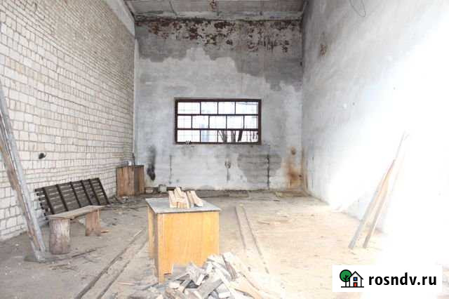 Помещение свободного назначения, стоянка 100.1 кв.м. Луга - изображение 1