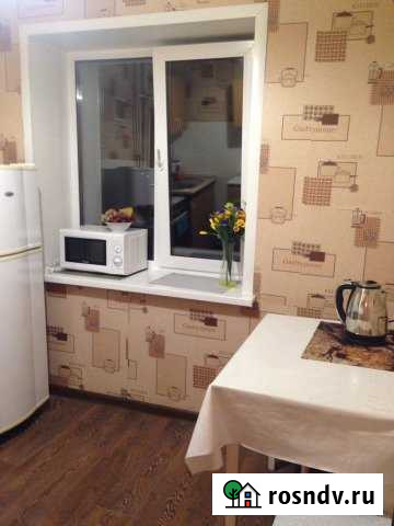 1-комнатная квартира, 32 м², 3/5 эт. в аренду посуточно в Кирове Киров - изображение 1