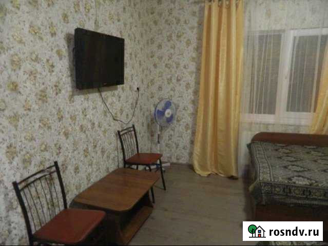 Комната 25 м² в 1-ком. кв., 3/3 эт. в аренду посуточно в Севастополе Севастополь - изображение 1
