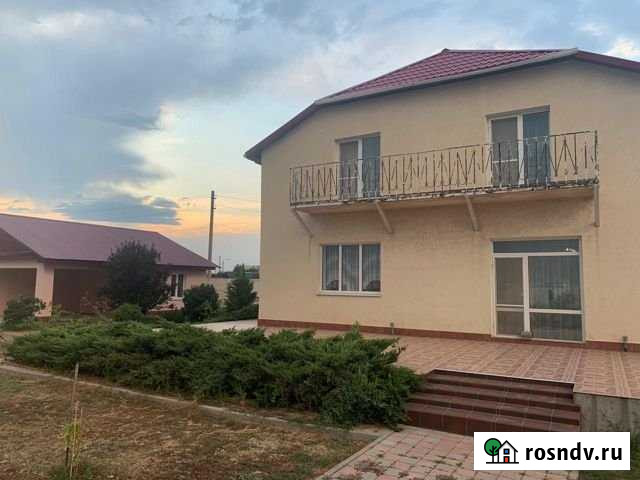 Дом 200 м² на участке 20 сот. на продажу в Средней Ахтубе Средняя Ахтуба - изображение 1