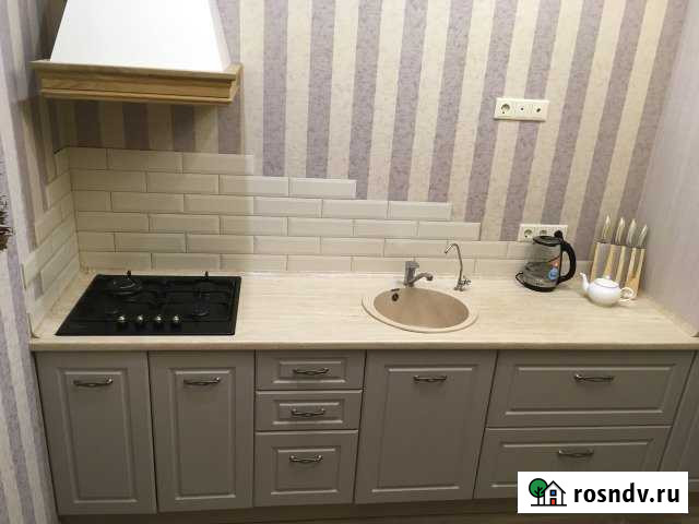 1-комнатная квартира, 45.6 м², 9/9 эт. в аренду на длительный срок в Астрахани Астрахань - изображение 1