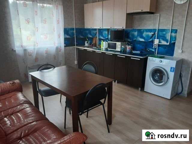 Комната 12 м² в 5-ком. кв., 2/2 эт. в аренду посуточно в Сортавале Сортавала - изображение 1