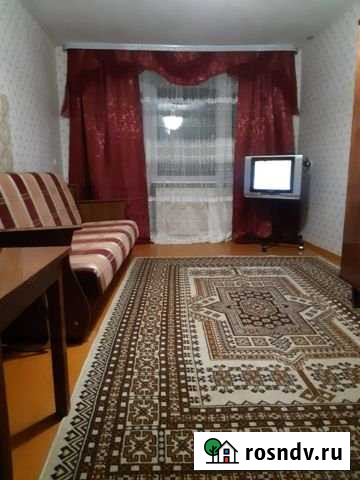 1-комнатная квартира, 32 м², 3/5 эт. в аренду посуточно в Мончегорске Мончегорск - изображение 1