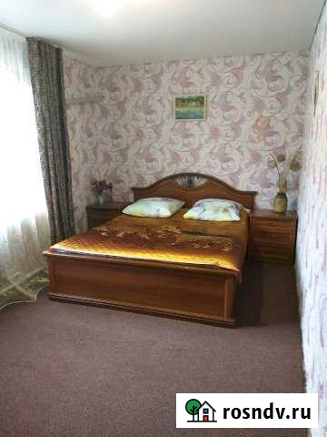 Дом 65 м² на участке 7 сот. в аренду посуточно в Горно-Алтайске Горно-Алтайск - изображение 1