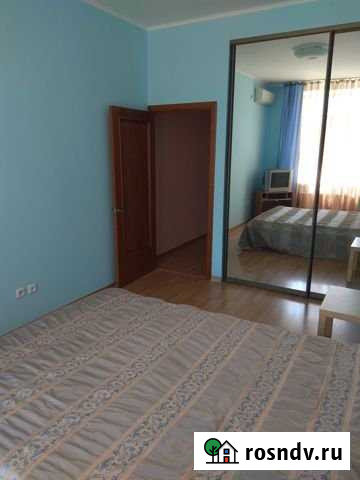 2-комнатная квартира, 76 м², 2/5 эт. в аренду на длительный срок в Таганроге Таганрог - изображение 1