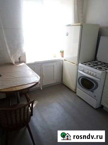 2-комнатная квартира, 45 м², 3/4 эт. в аренду на длительный срок в Омске Омск - изображение 1