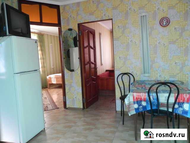 2-комнатная квартира, 45 м², 2/2 эт. в аренду посуточно в Евпатории Евпатория - изображение 1