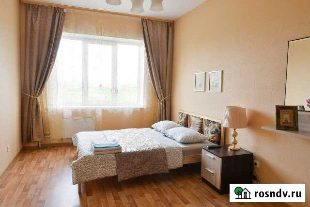 1-комнатная квартира, 40 м², 1/7 эт. в аренду посуточно в Пскове Псков - изображение 1