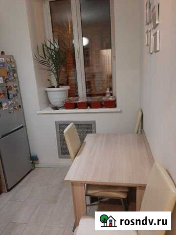 Комната 12 м² в 2-ком. кв., 2/4 эт. в аренду посуточно в Иркутске Иркутск - изображение 1