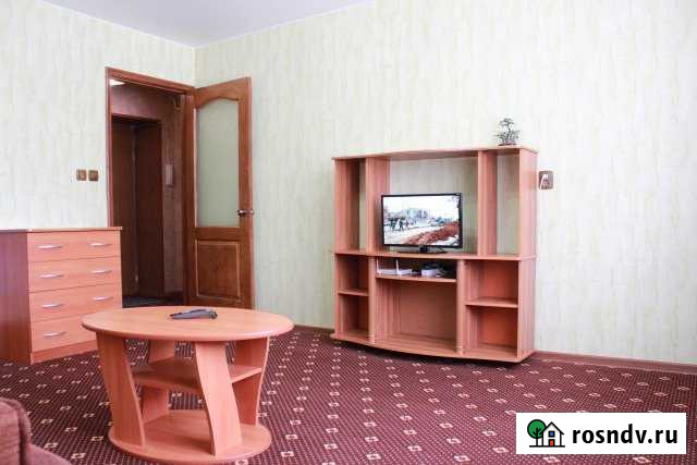 1-комнатная квартира, 37 м², 2/5 эт. в аренду посуточно в Соликамске Соликамск - изображение 1