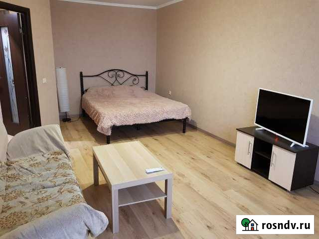 1-комнатная квартира, 42 м², 10/16 эт. в аренду посуточно в Майкопе Майкоп - изображение 1