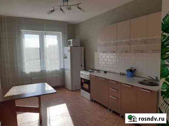 2-комнатная квартира, 53 м², 3/4 эт. в аренду на длительный срок в Омске Омск