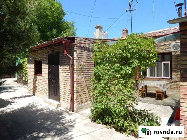 Дом 38 м² на участке 5 сот. в аренду посуточно в Феодосии Феодосия - изображение 1