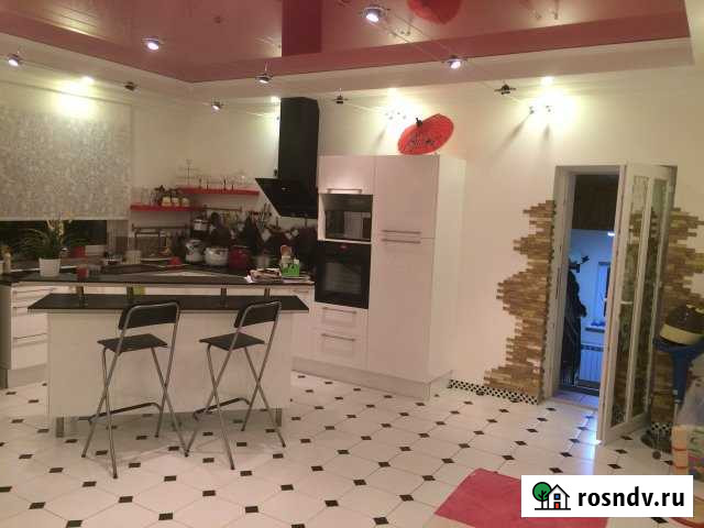 Дом 380 м² на участке 10 сот. на продажу в Нежинке Нежинка - изображение 1