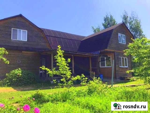 Коттедж 300 м² на участке 10 сот. в аренду посуточно в Великом Новгороде Великий Новгород - изображение 1