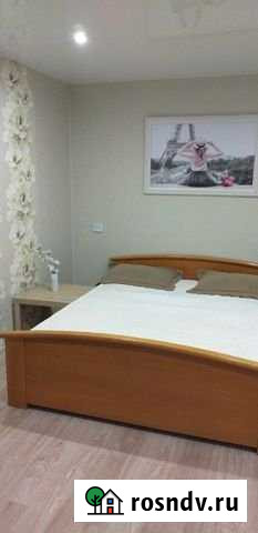 Квартира-студия, 34 м², 4/5 эт. в аренду посуточно в Щекино Щекино - изображение 1