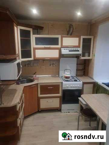 2-комнатная квартира, 42 м², 1/4 эт. в аренду на длительный срок в Воткинске Воткинск - изображение 1