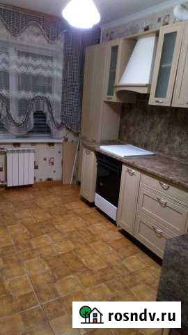 2-комнатная квартира, 47.6 м², 2/5 эт. в аренду на длительный срок в Омске Омск - изображение 1