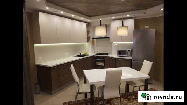 2-комнатная квартира, 80 м², 2/9 эт. в аренду на длительный срок в Астрахани Астрахань - изображение 1