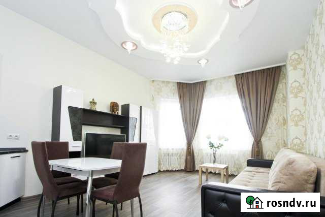 1-комнатная квартира, 42 м², 16/18 эт. в аренду посуточно в Сургуте Ханты-Мансийского АО Сургут - изображение 1