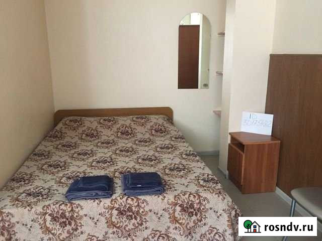 Коттедж 20 м² на участке 5 сот. в аренду посуточно в Геленджике Геленджик - изображение 1