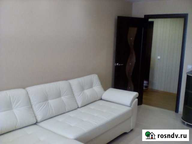 1-комнатная квартира, 44 м², 8/10 эт. в аренду посуточно в Кирове Киров - изображение 1