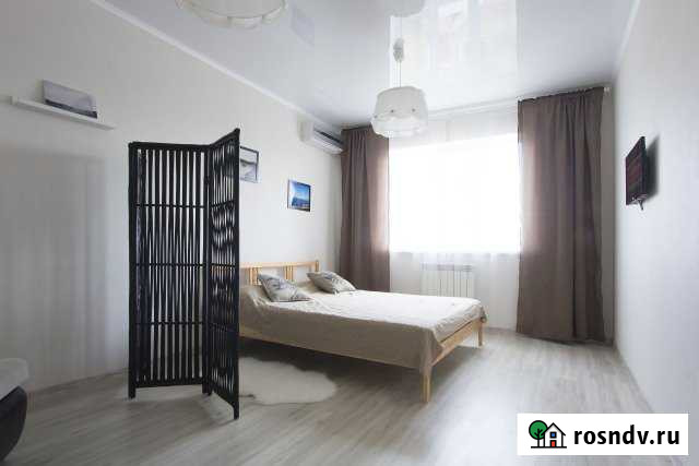 1-комнатная квартира, 45 м², 6/16 эт. в аренду посуточно в Астрахани Астрахань - изображение 1