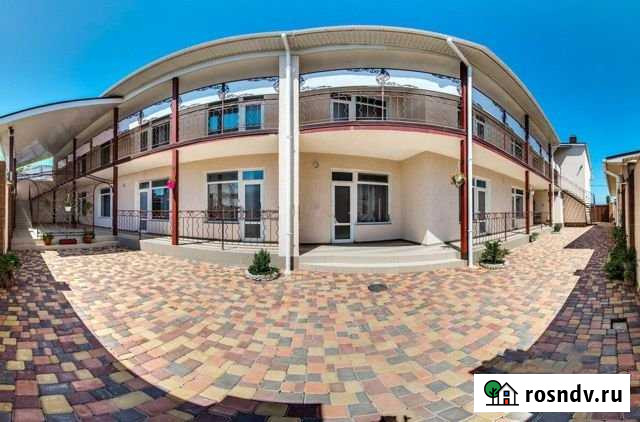 Комната 18 м² в 6-ком. кв., 1/1 эт. в аренду посуточно в Евпатории Евпатория - изображение 1