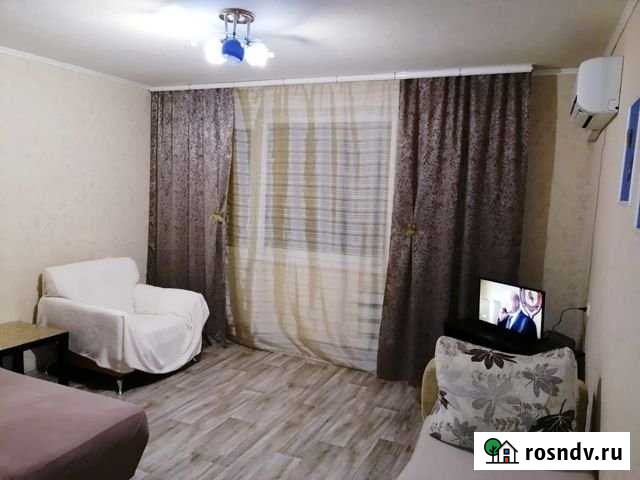 2-комнатная квартира, 46 м², 2/5 эт. в аренду посуточно в Волжском Волгоградской области Волжский - изображение 1
