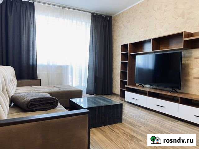 2-комнатная квартира, 75 м², 10/25 эт. в аренду посуточно в Хабаровске Хабаровск - изображение 1