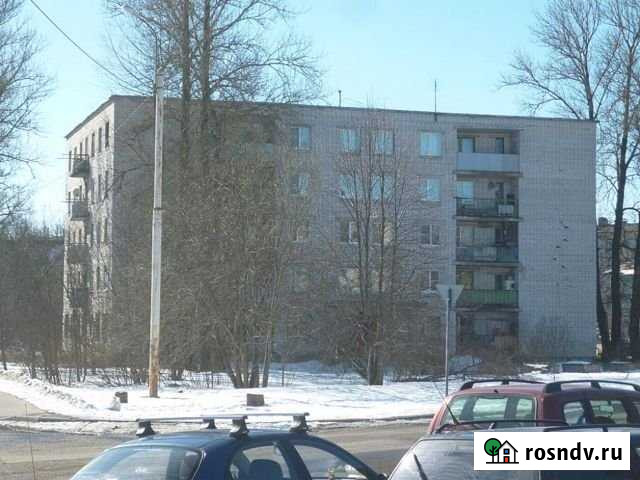 Комната 14.2 м² в 5-ком. кв., 2/4 эт. на продажу в Гатчине Гатчина - изображение 1