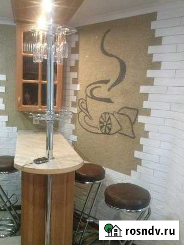 Комната 35 м² в 2-ком. кв., 1/2 эт. в аренду посуточно в Ейске Ейск - изображение 1