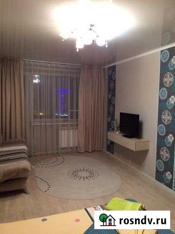 1-комнатная квартира, 40 м², 10/14 эт. в аренду посуточно в Набережных Челнах Набережные Челны - изображение 1