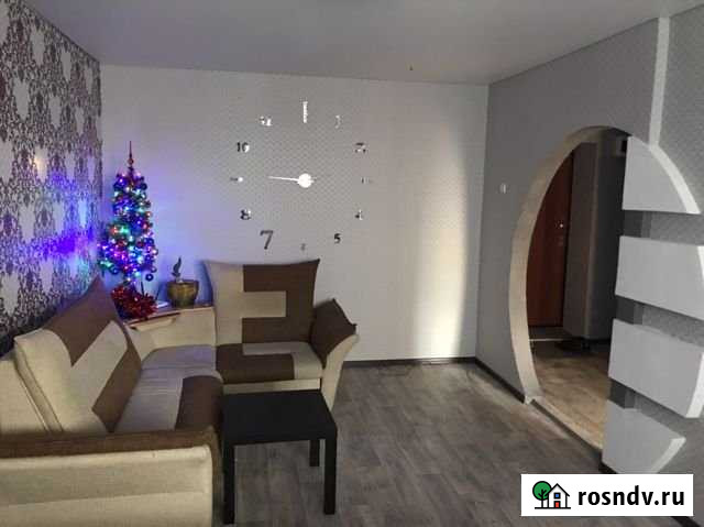 1-комнатная квартира, 35 м², 1/5 эт. в аренду посуточно в Нижней Туре Нижняя Тура - изображение 1