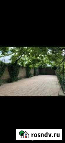 Дом 250 м² на участке 7 сот. в аренду посуточно в Избербаше Избербаш - изображение 1