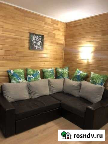 Таунхаус 100 м² на участке 3 сот. в аренду посуточно в Магнитогорске Магнитогорск - изображение 1