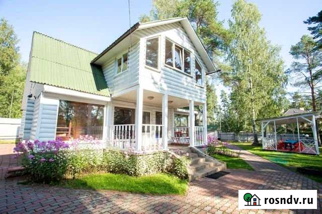 Коттедж 200 м² на участке 20 сот. в аренду посуточно в Санкт-Петербурге Санкт-Петербург - изображение 1
