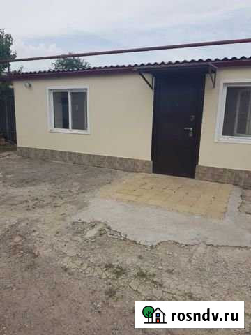 Дом 45 м² на участке 1 сот. в аренду посуточно в Ейске Ейск - изображение 1