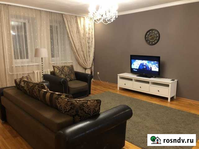 3-комнатная квартира, 105 м², 5/6 эт. в аренду на длительный срок в Томске Томск - изображение 1