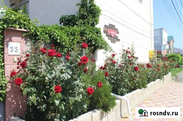 Комната 27 м² в 1-ком. кв., 2/2 эт. в аренду посуточно в Судаке Судак - изображение 1